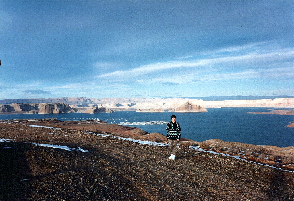 1997 - USA 43 (Lake Powell, UT - Wahweap Marina).jpg